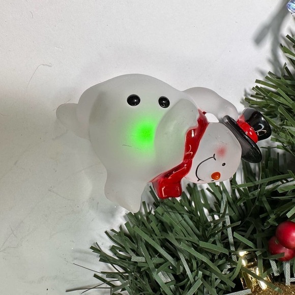 Vintage Light-Up Frosty the Snowman Pin | Christmas Brooch - Picture 3 of 6